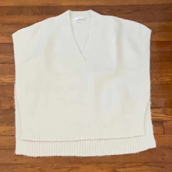 Mango vneck knitted gilet vest - Picture 1 of 6